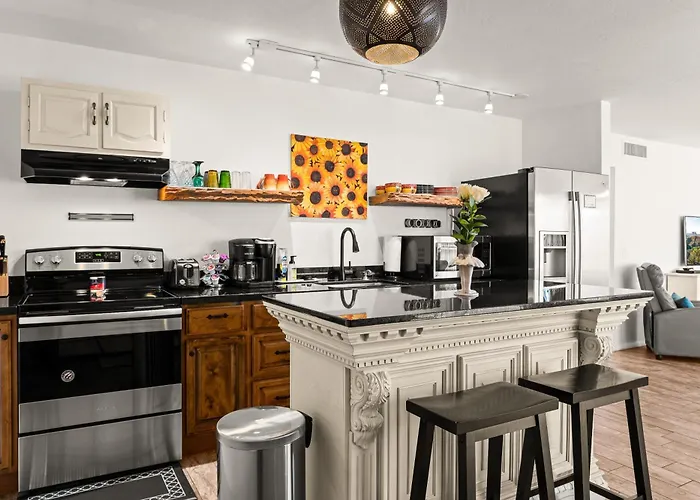 Holiday home Uptown Haven With Red Rock Views And Pet Friendly Courtyard Sedona
